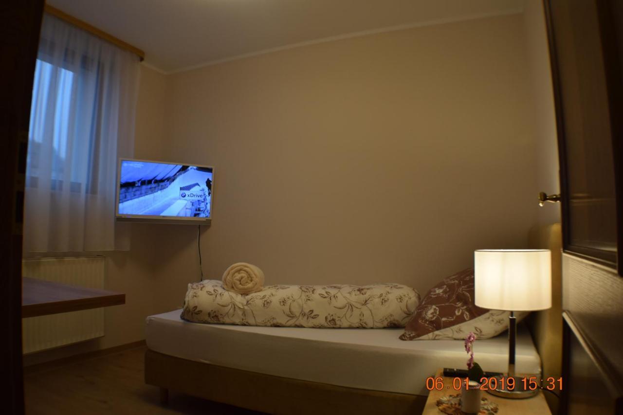 Hotel Buergergesellschaft بتزدورف المظهر الخارجي الصورة